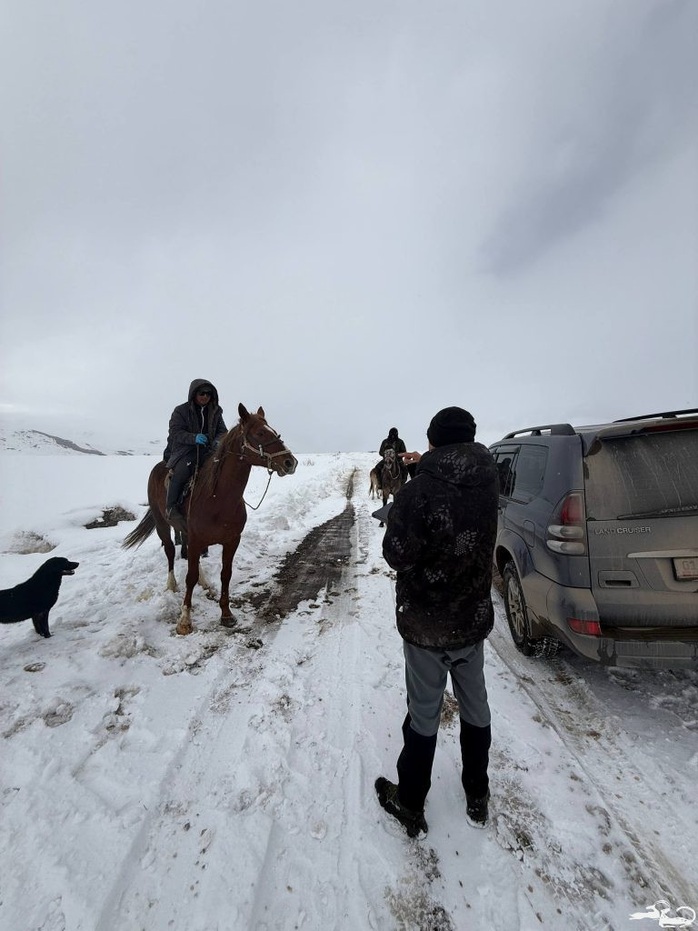 In early March 2026, as part of the #CAMCAproject, staff from the Ilbirs Foundation carried out their fourth and final field trip to mountainous areas, this time to the 📍Naryn Region, where 13 interviews were conducted with livestock owners and herders✅.
